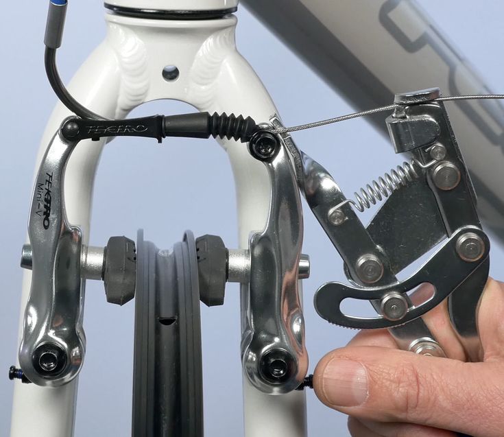 Hướng dẫn xử lý khi phanh xe đạp không còn ăn